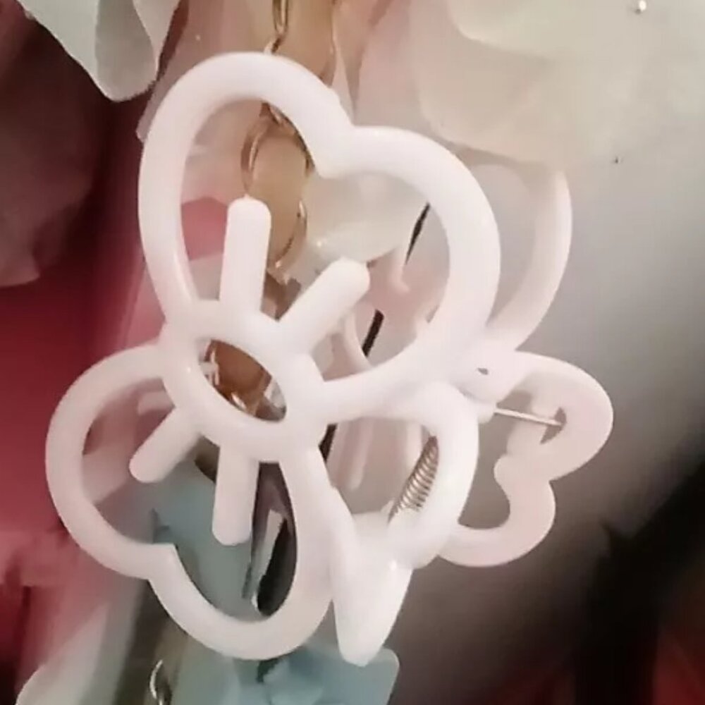 Heart shaped plastic hair clip